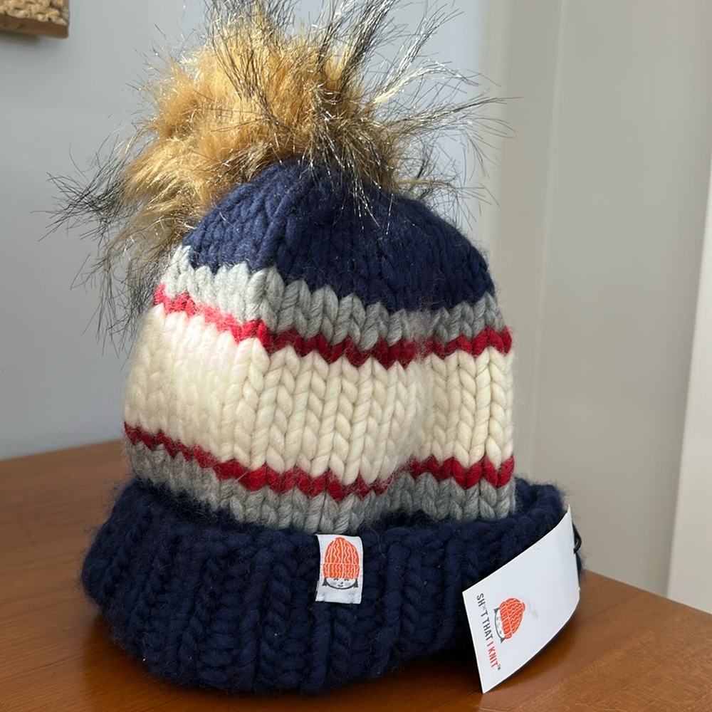 NEW  with tag Shit that I Knit apres hat